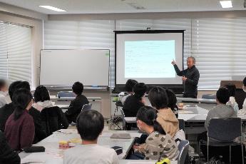 メインファシリテーターからの説明