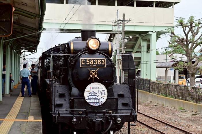 行田市駅に停車中のSL日本遺産のまち行田号