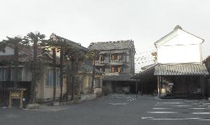 ギャラリー門